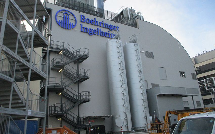 Boehringer Ingelheim Einzelbuchstaben Fassade