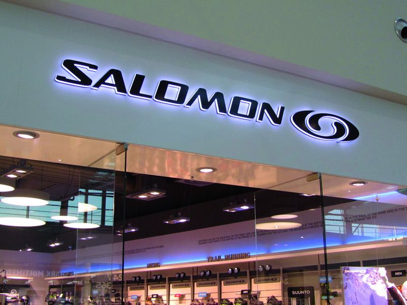 SALOMON superflacher Seitenleuchter Shop