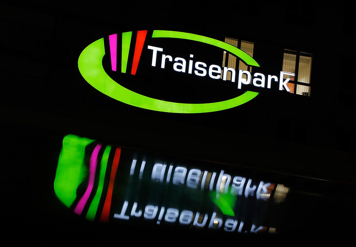 Traisenpark Einzelbuchstaben mit Logo
