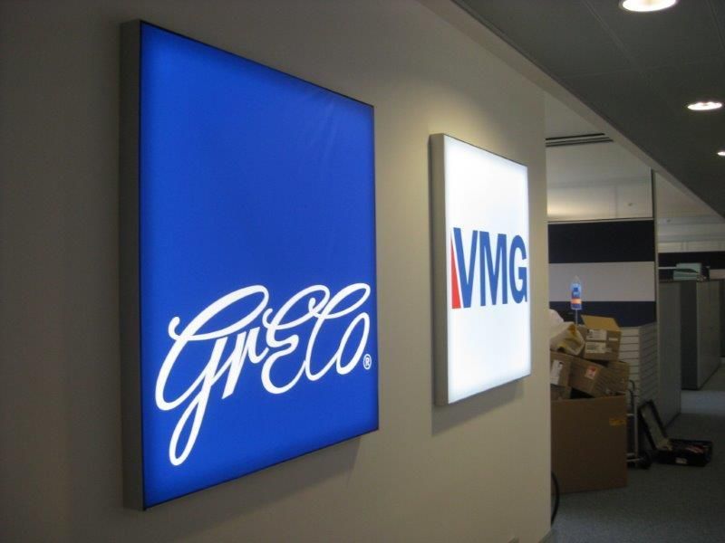 GreCo VMG beleuchtete Textilspannrahmenschilder