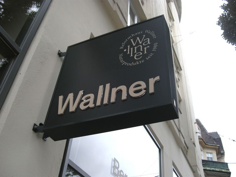 Reformhaus Wallner Leuchtschild