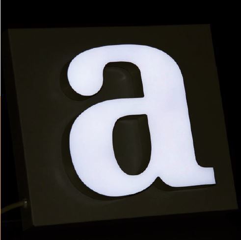 Frontleuchter SF4 – beleuchteter Buchstabe a mit Acrylglasfront