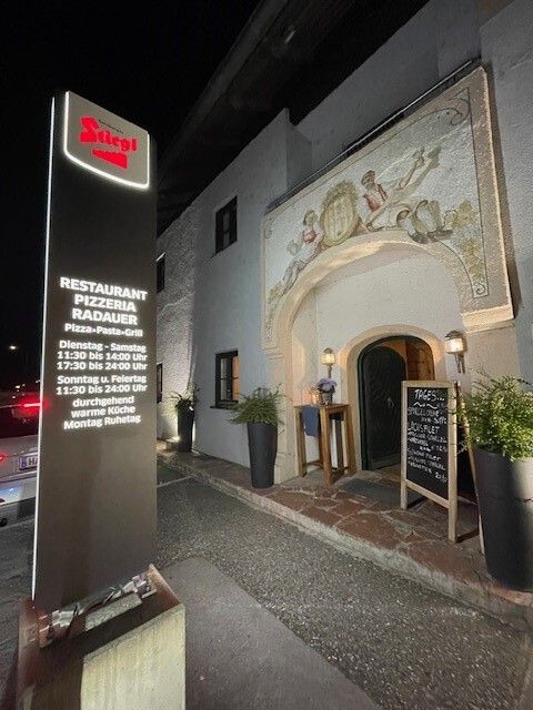 Stiegl Pizzeria Radauer Pylon