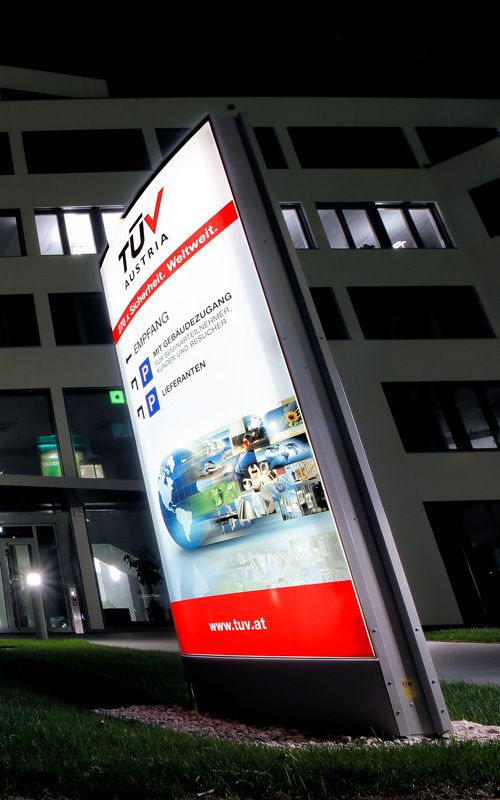 TÜV Austria Pylon