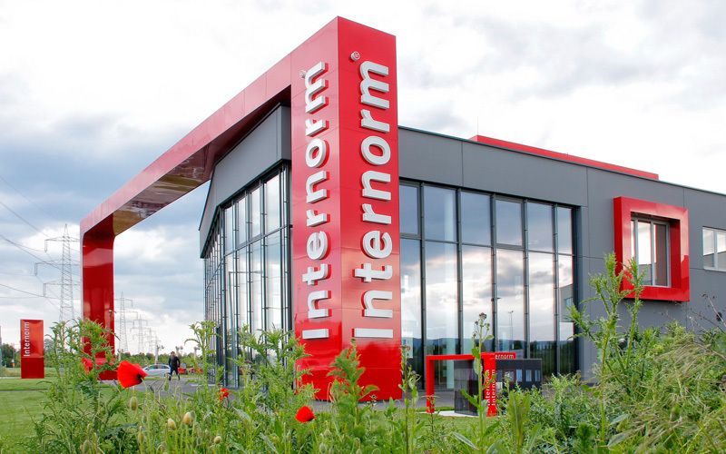 Internorm Schriften Riesen-Torbogen