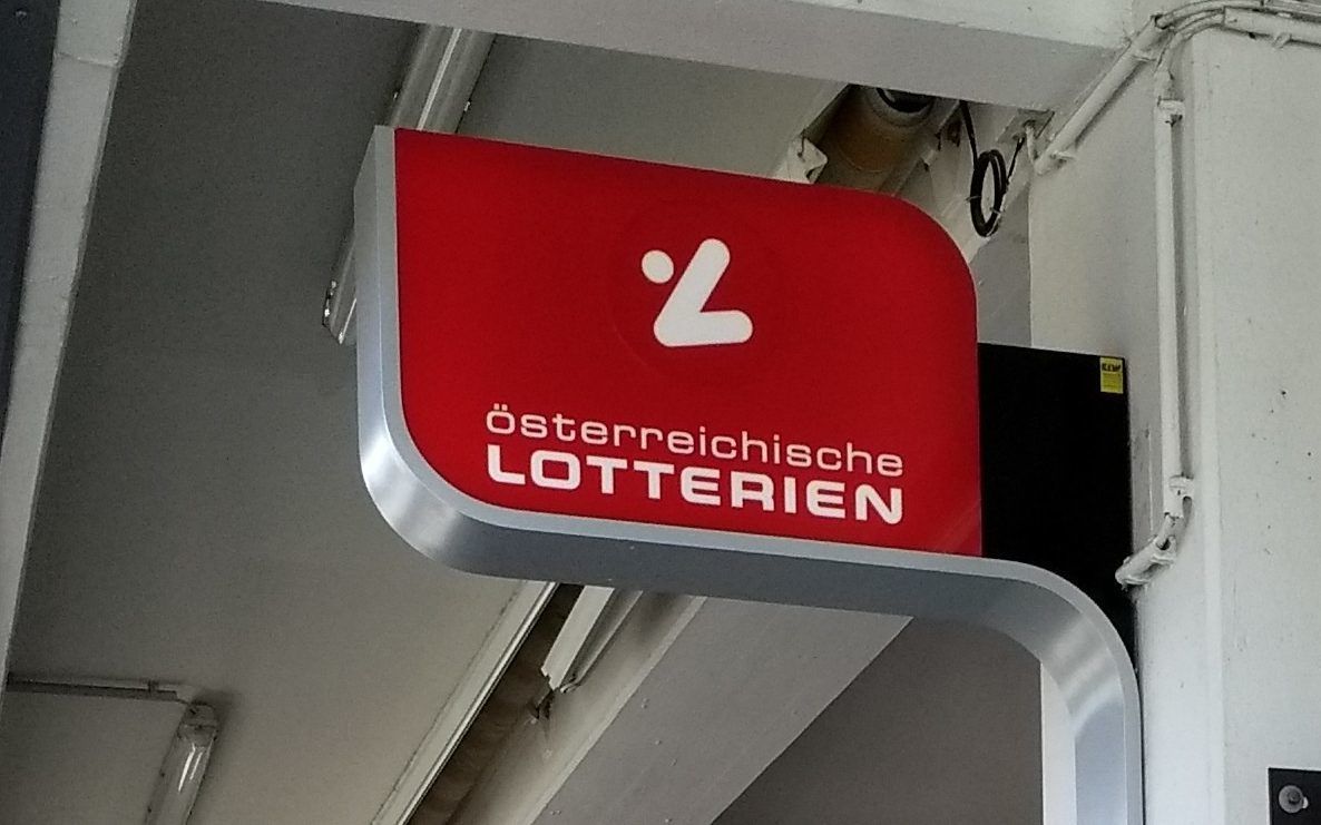 Österreichische Lotterien Acrylhaubenschild