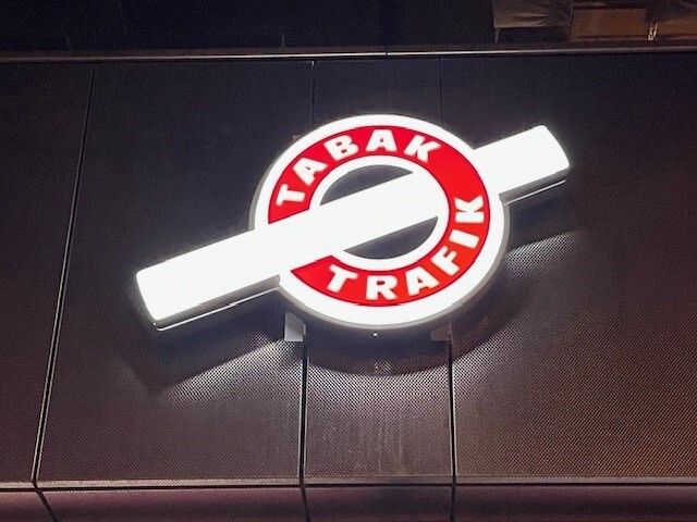 Tabak Trafik Leuchtschild