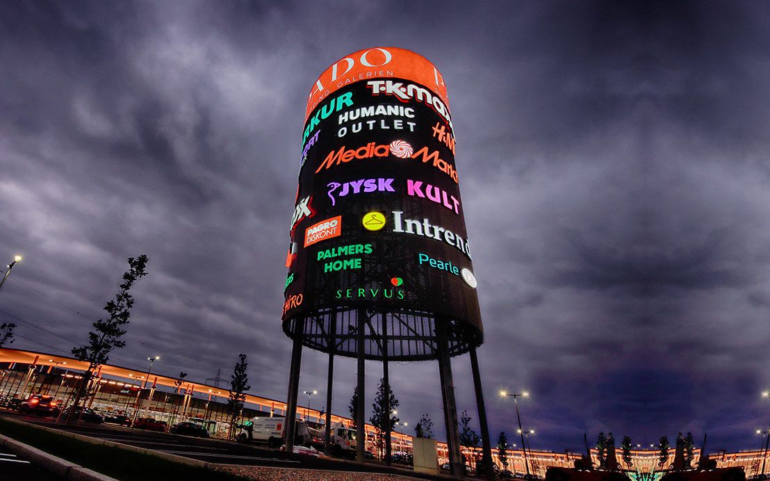 PADO Rundturm bei Nacht